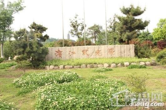 周边配套图
