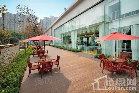 滨江彼岸实景图