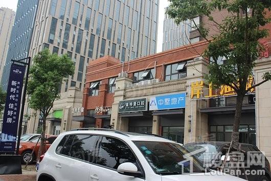 高速·时代首府配套图