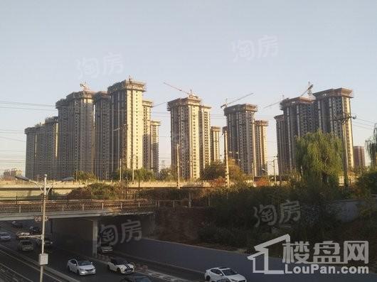 国赫天著实景图