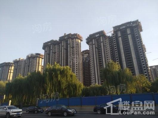 国赫天著实景图