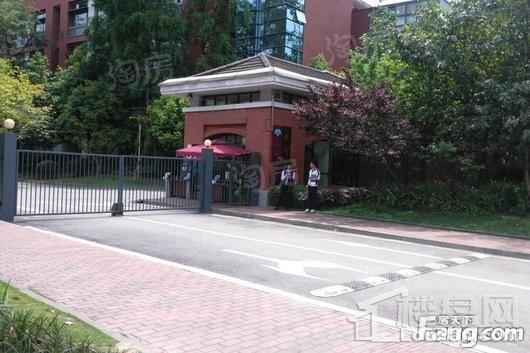 新街里金街配套图
