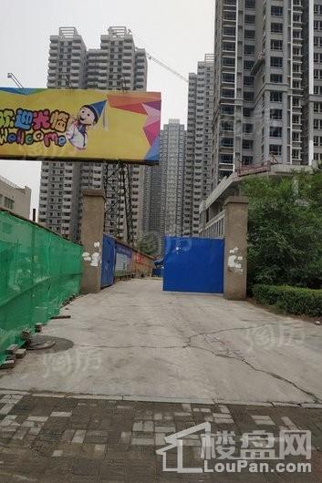 滨河华庭实景图