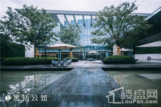 蓝光睿创新筑实景图