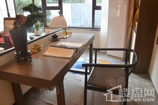 滨湖金茂悦样板间