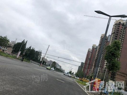 隆腾蜀州府实景图