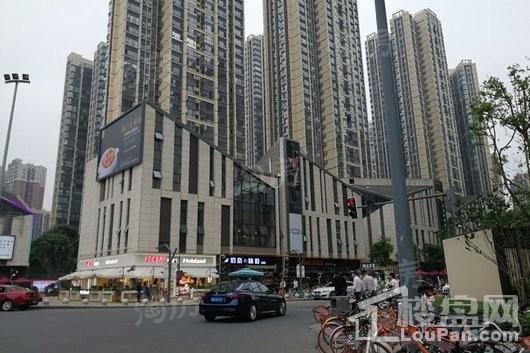 中粮鸿云悦街实景图