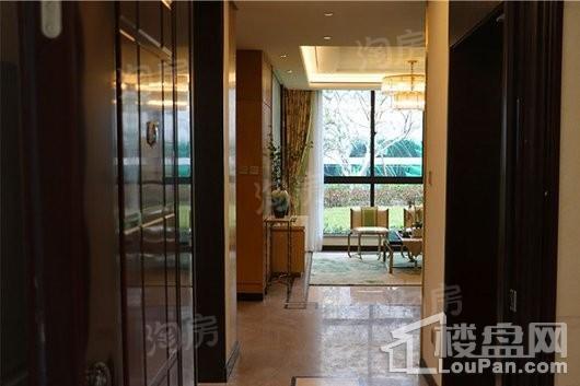 文德公园里样板间
