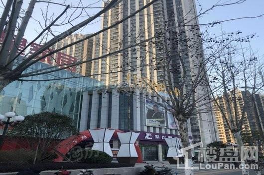 恒大中心实景图