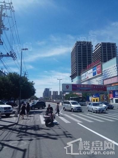 鼎盛华世纪广场配套图