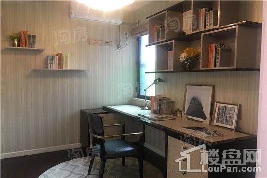 融创中南御园样板间