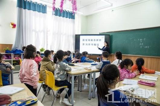 富力华庭实景图