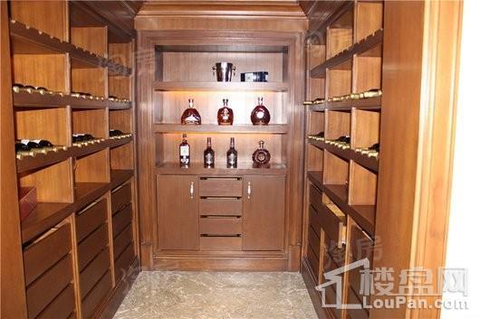 绿城一龙半岛样板间