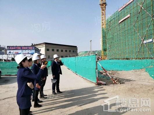 恒地金色钱江实景图