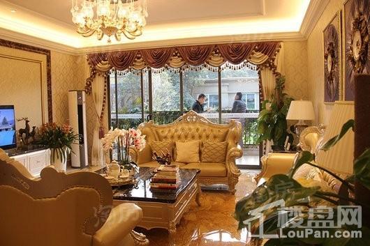 碧桂园凤凰城样板间