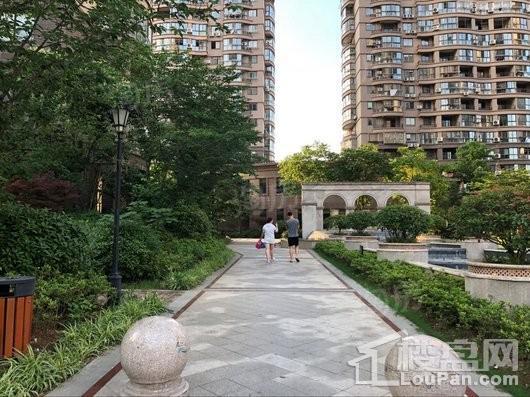 永隆城市广场实景图