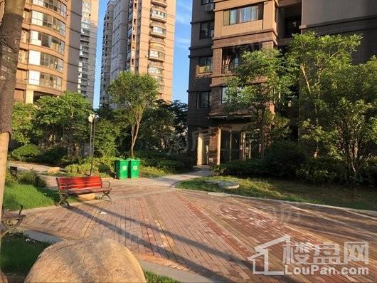 永隆城市广场实景图