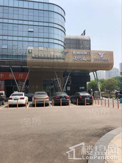 中业·伴山公馆配套图