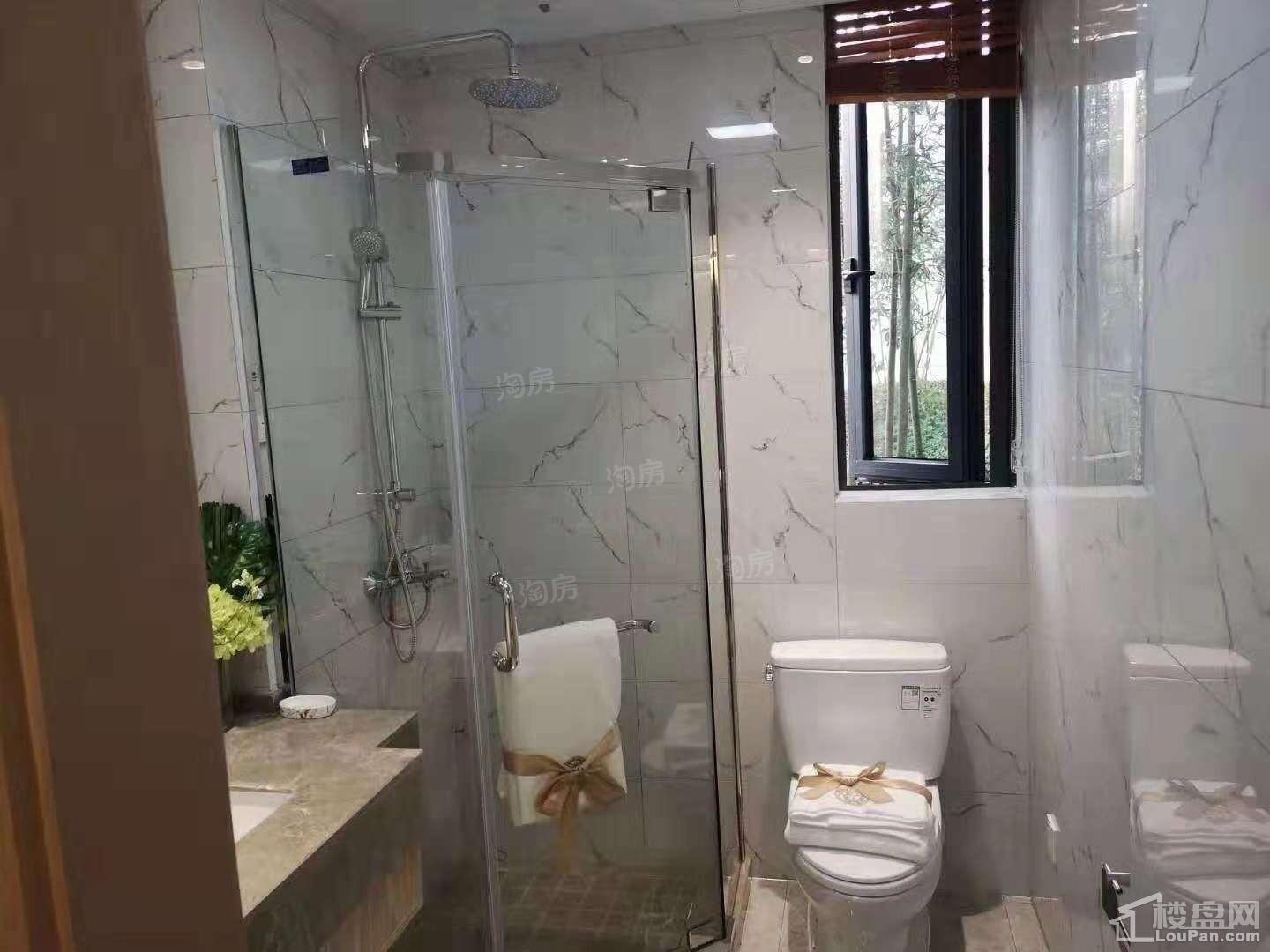 卧龙东方郡样板间