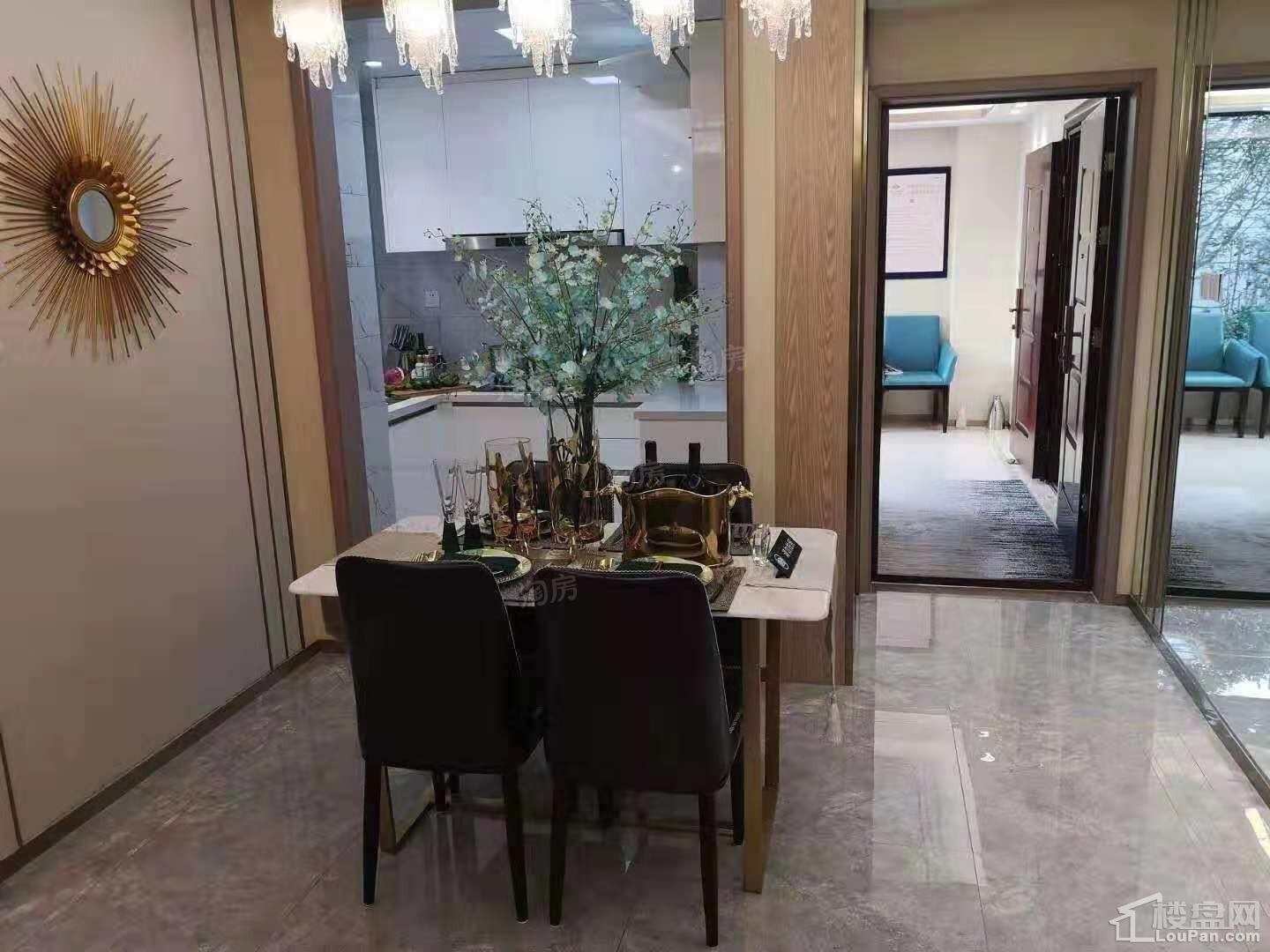 卧龙东方郡样板间