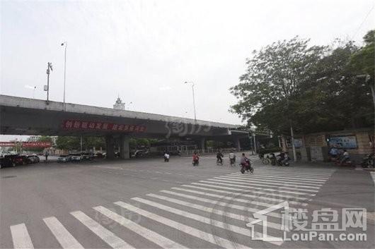 中房元泰广场配套图