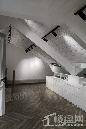 百岛绿城样板间