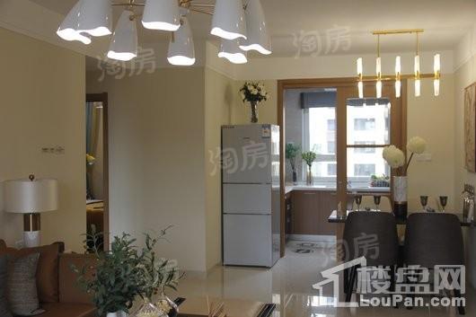 保利西悦春天样板间