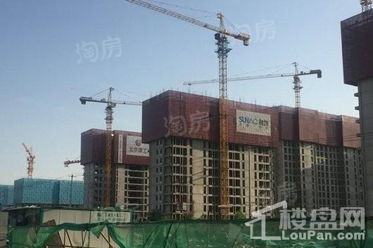 融创中心实景图