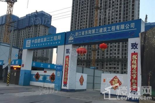 融创中心实景图