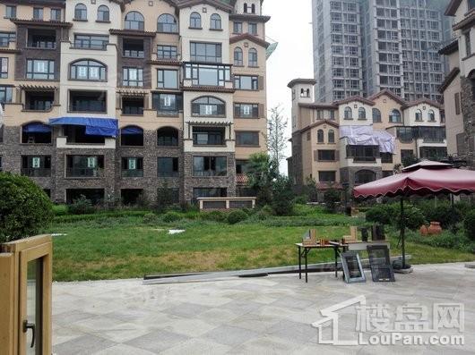天下锦程花苑实景图