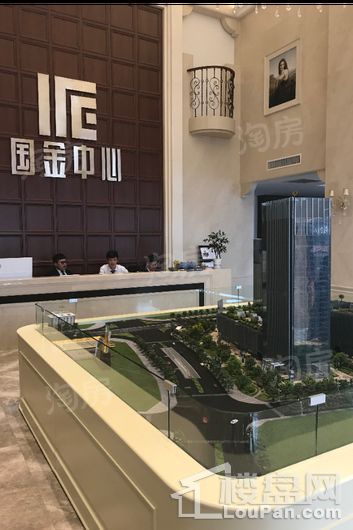 国金中心实景图