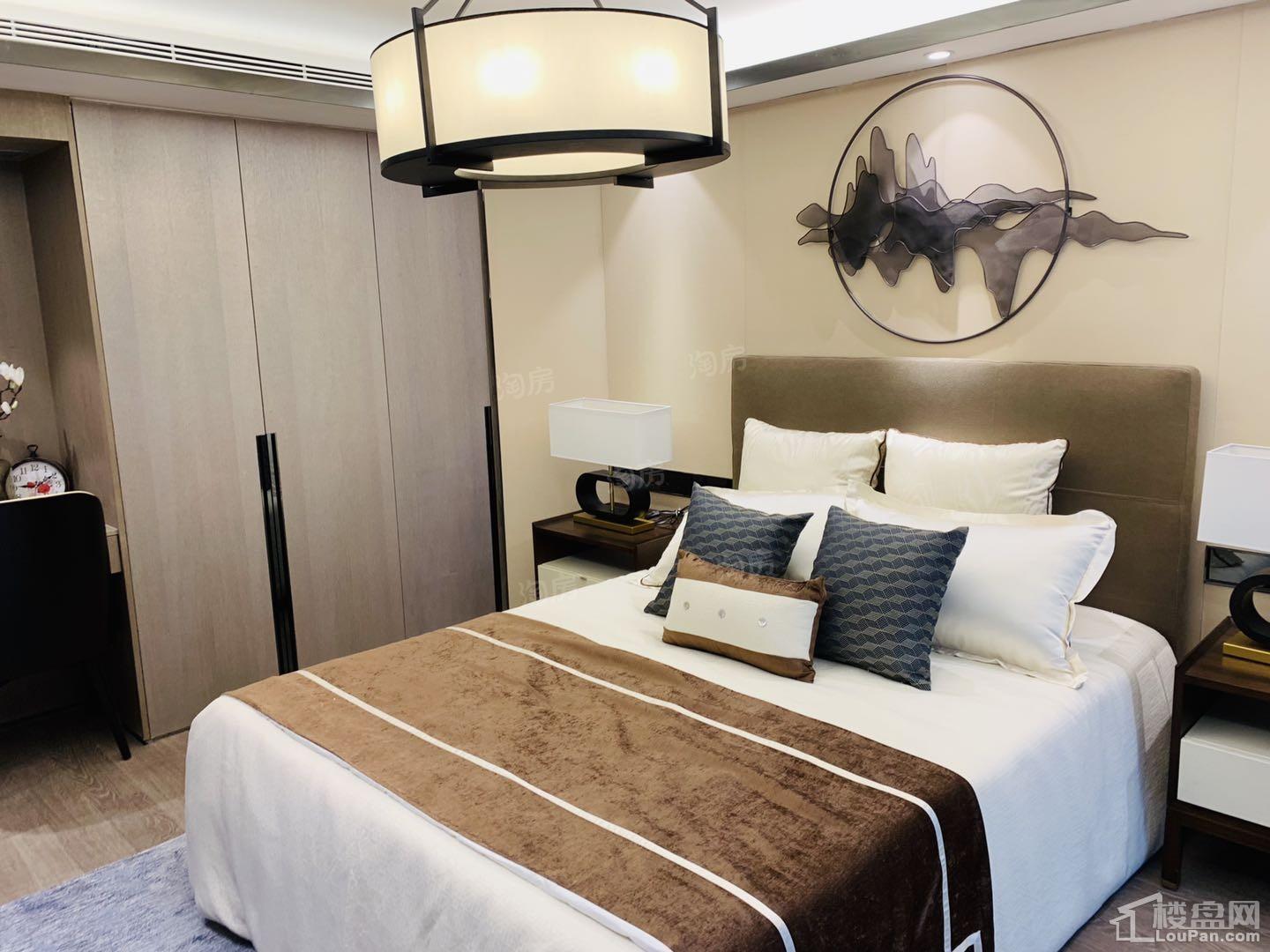 海伦堡千江阅样板间