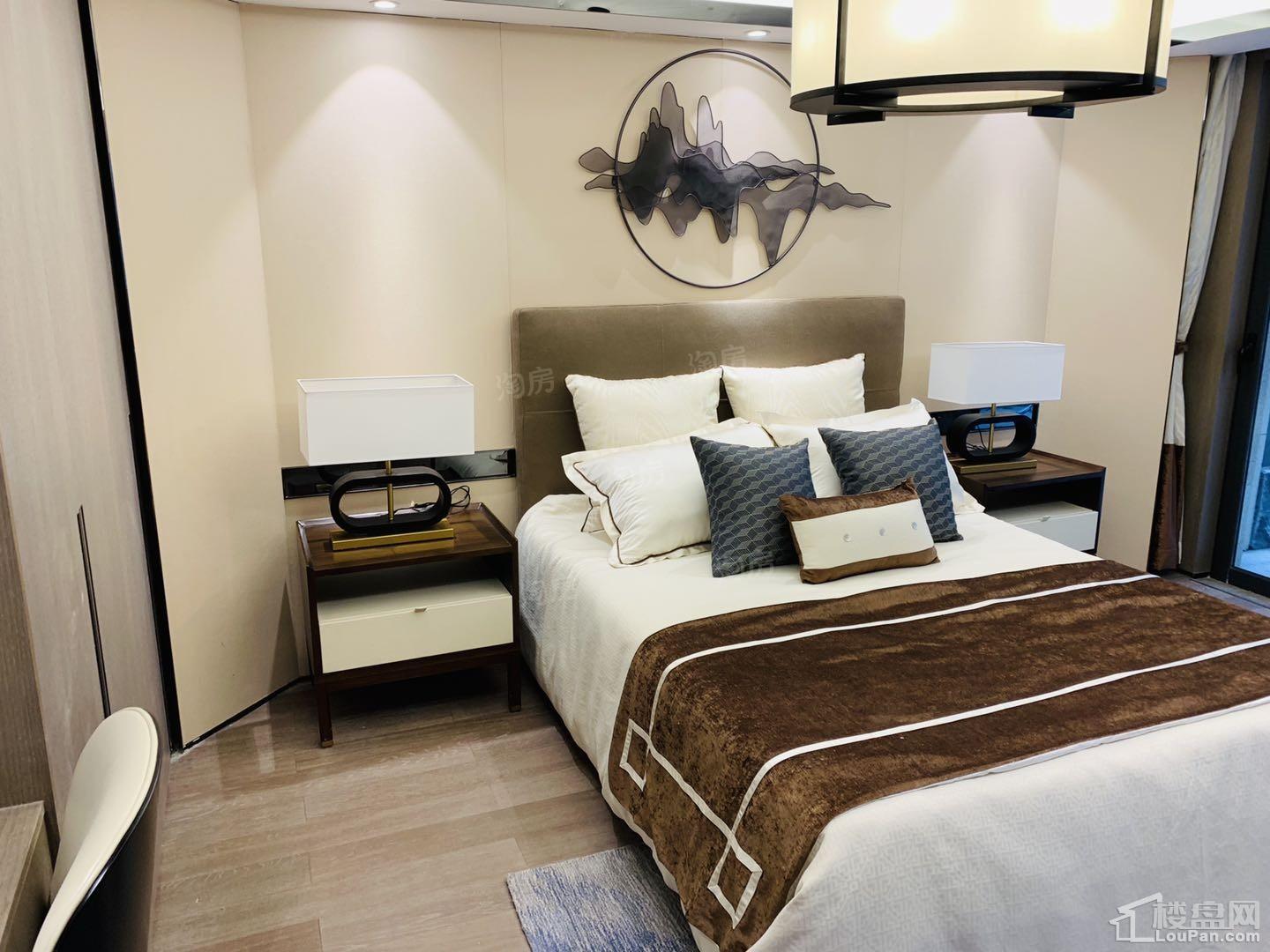 海伦堡千江阅样板间