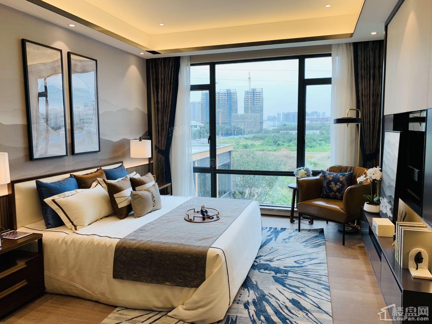 海伦堡千江阅样板间