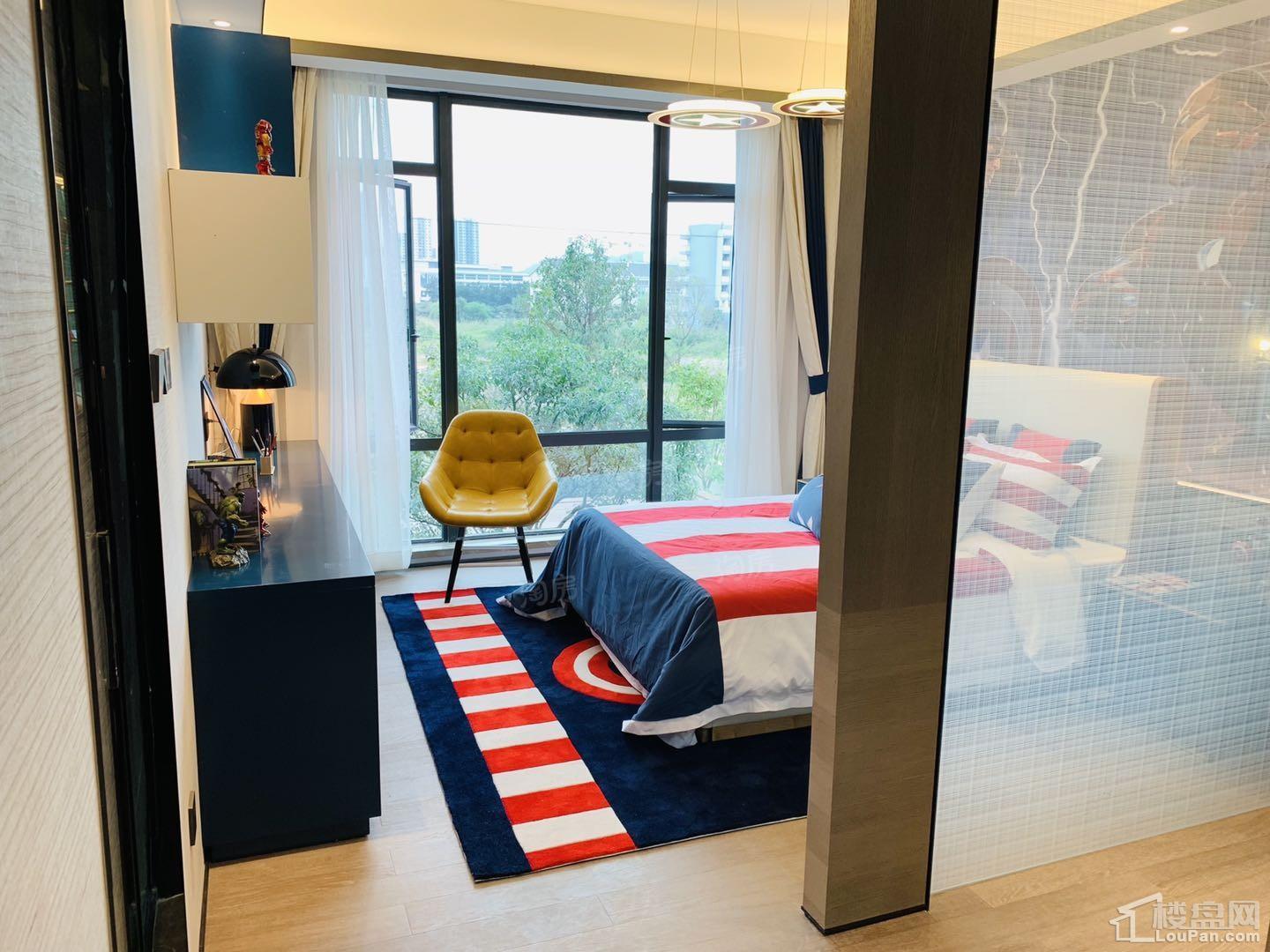 海伦堡千江阅样板间