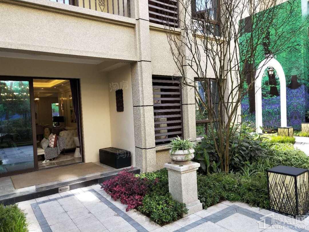 珠江城实景图