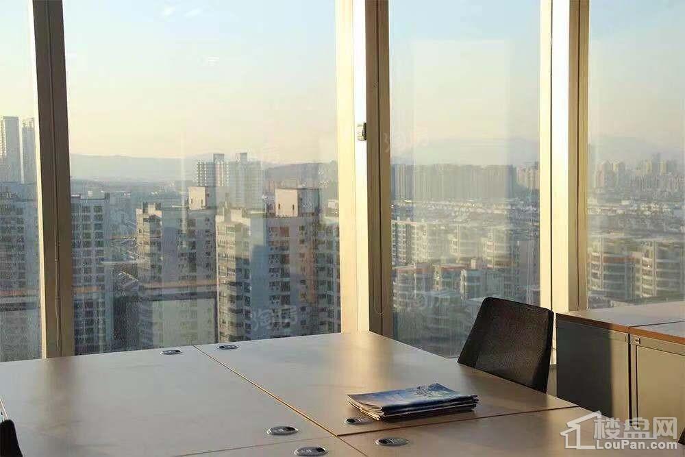 苏州高新广场实景图