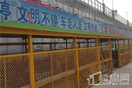 水岸四季花园实景图