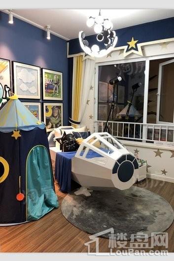 保利中央公园样板间