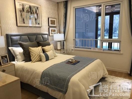 保利中央公园样板间