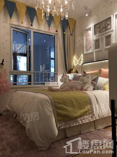 保利中央公园样板间