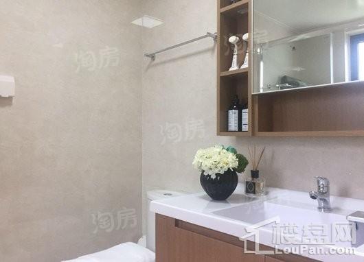 保利罗兰香谷样板间