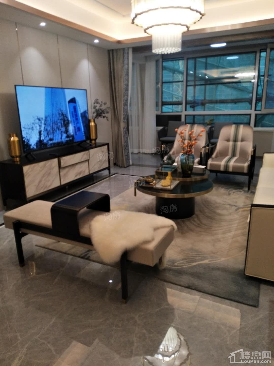 蓝湾华府样板间