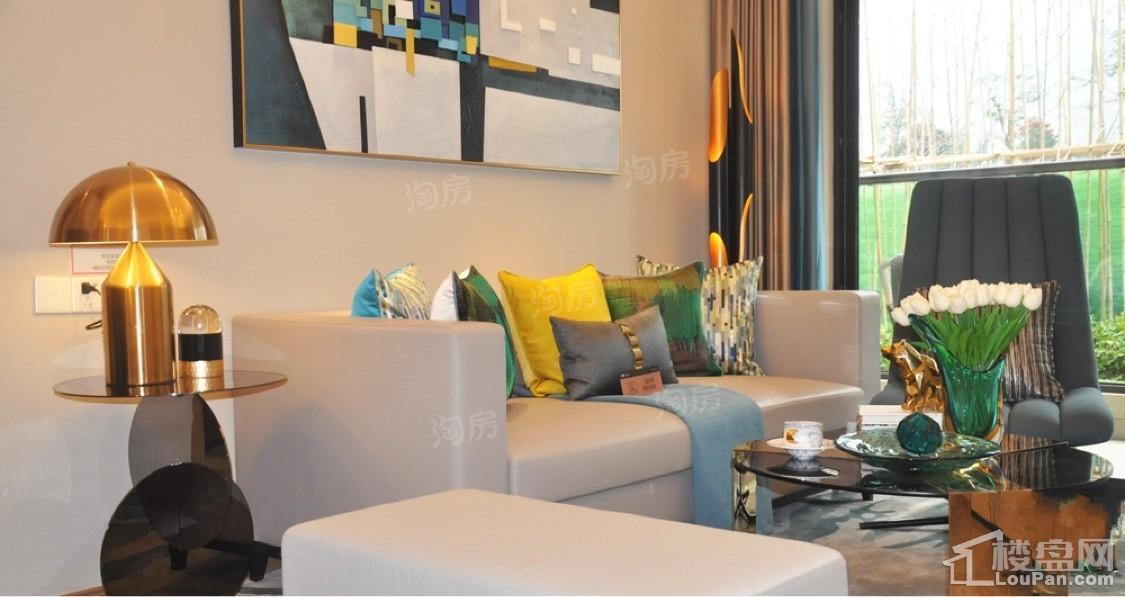 绿都新力青云府样板间