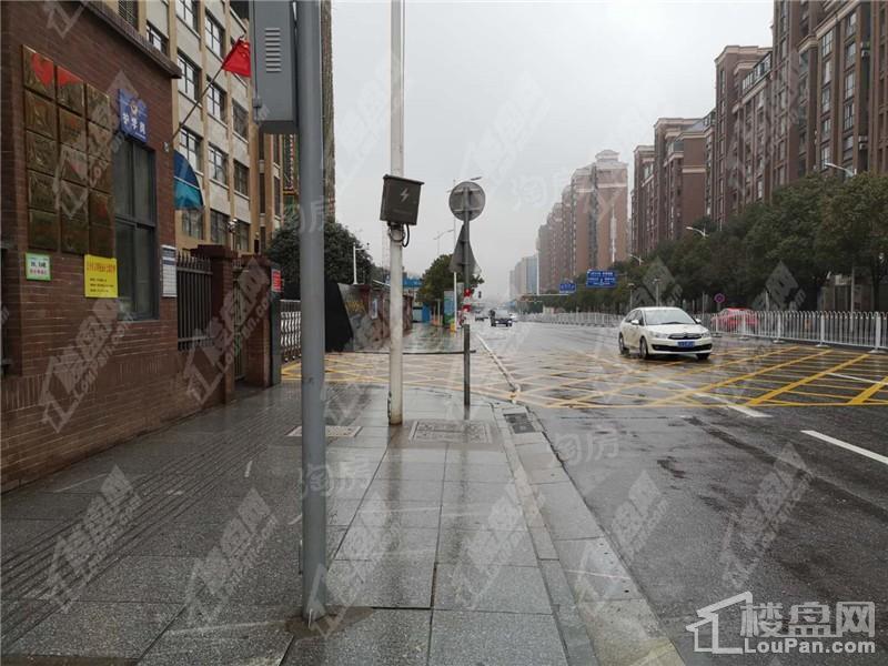 周边配套图