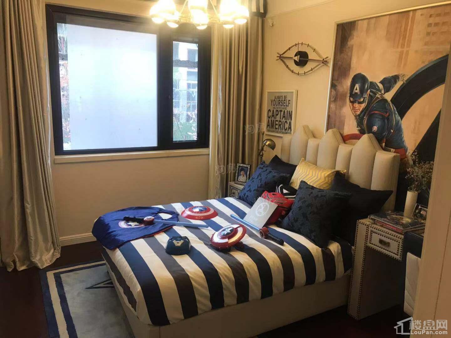 蓝光雍锦园样板间