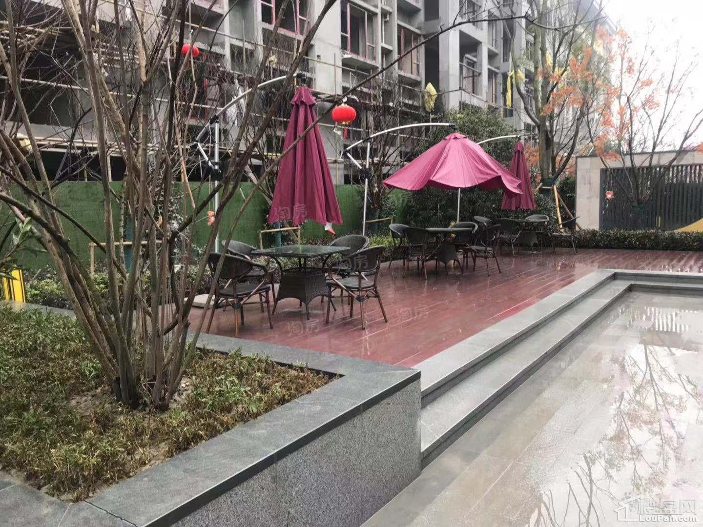 蓝光雍锦园实景图