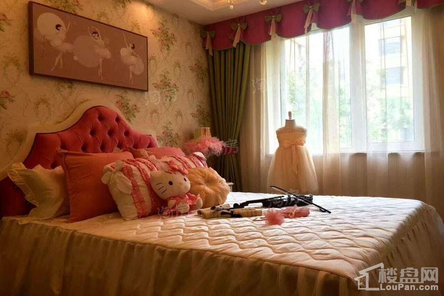 步阳江南甲第样板间