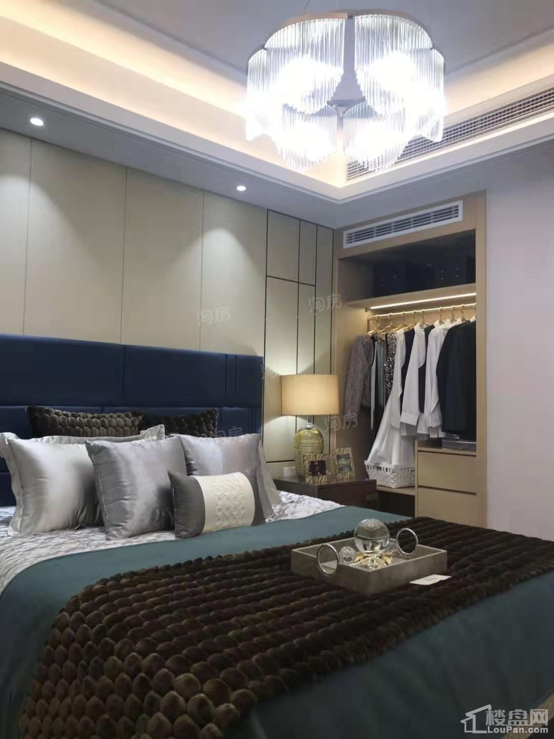 蓝湾华府样板间