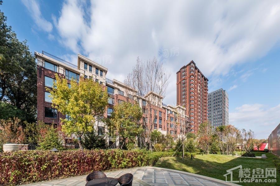 中粮隆玺祥云效果图